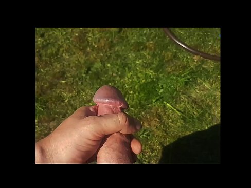 ❤️ Hot hottie dostaje jej różowy cipki fucked i cums z squirt w letnim ogrodzie Just porn at pl.purchasexz.top